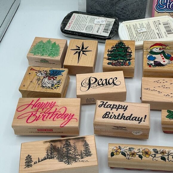 19 Assorted Rubber Stamps Set with inks and book, most are new. - Picture 4 of 9